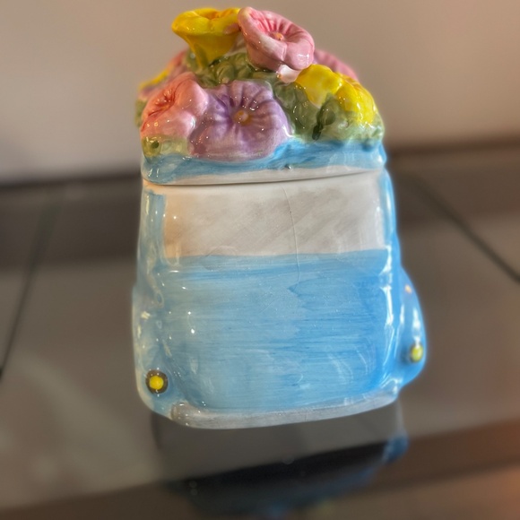 Vtg Maxcera Cookie Jar Volkswagen Beetle VW Bug Car Blue Ceramic Spring Flowers - Picture 5 of 7